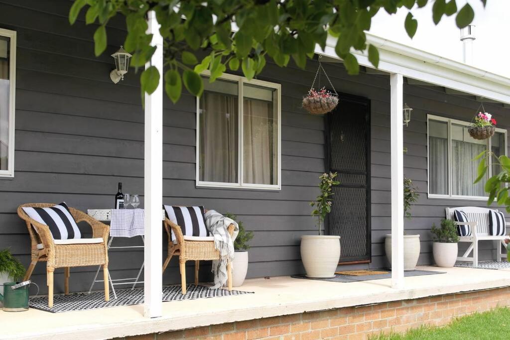 Wine Country Cottage In The Southern Highlands Fitzroy Falls Exterior photo